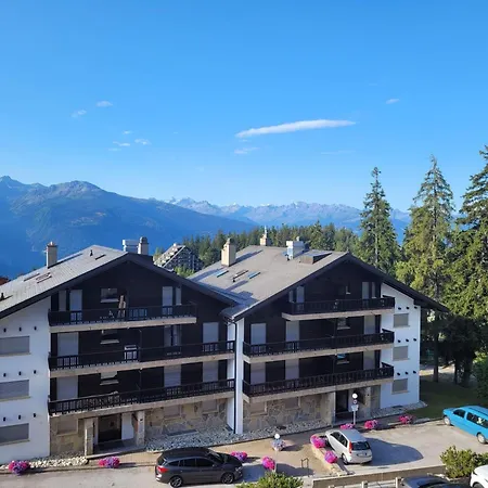 Mandarin B 19 By Interhome